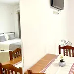 Rori House 1 Апартаменты *