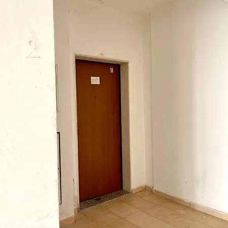 Rori House 1 Apartament *