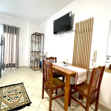 Rori House 1 *
