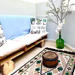 Rori House 1 Apartman